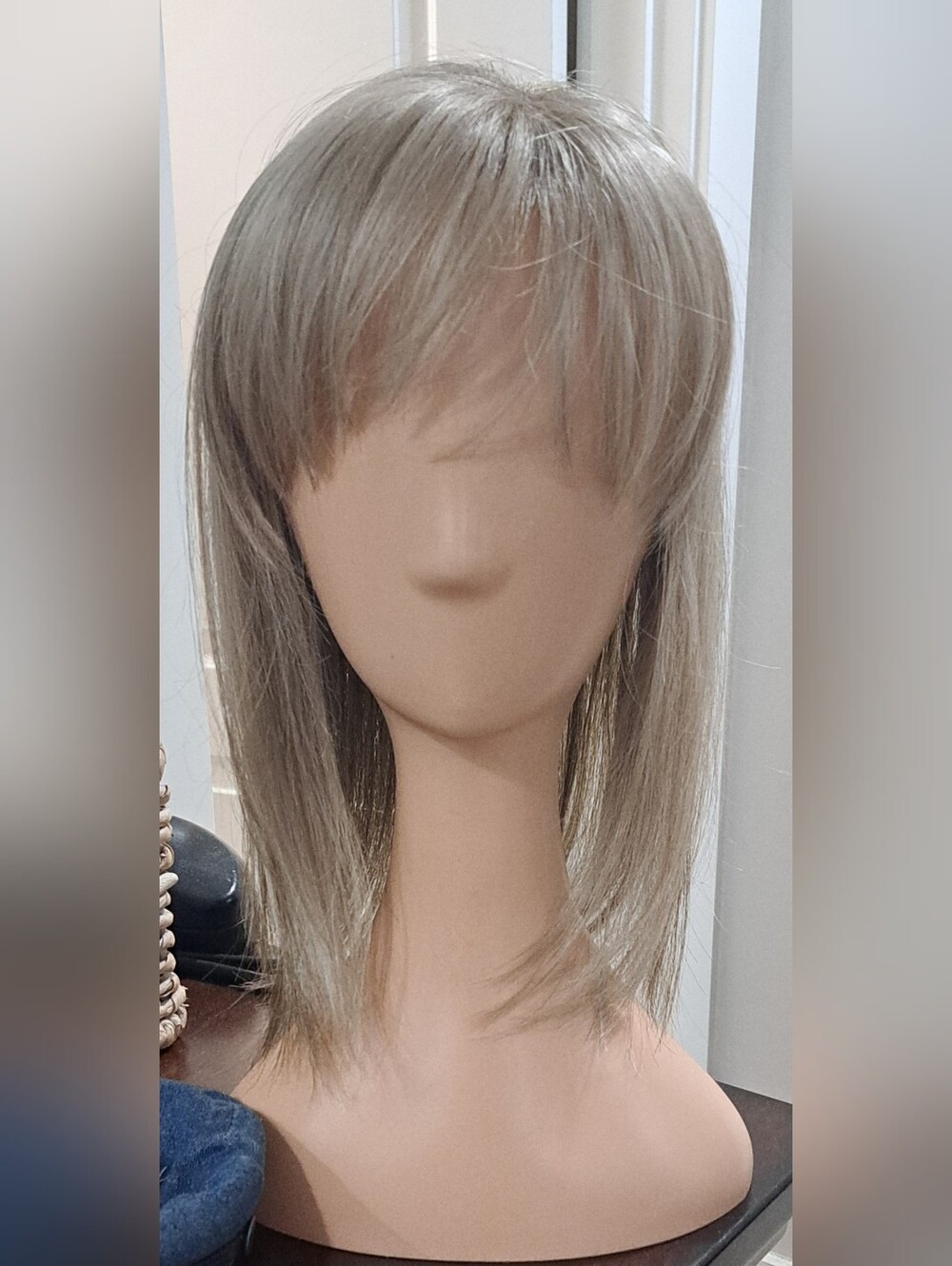 Godiva's Secret Wigs' TAYLOR TOPPER in Sandy Silver